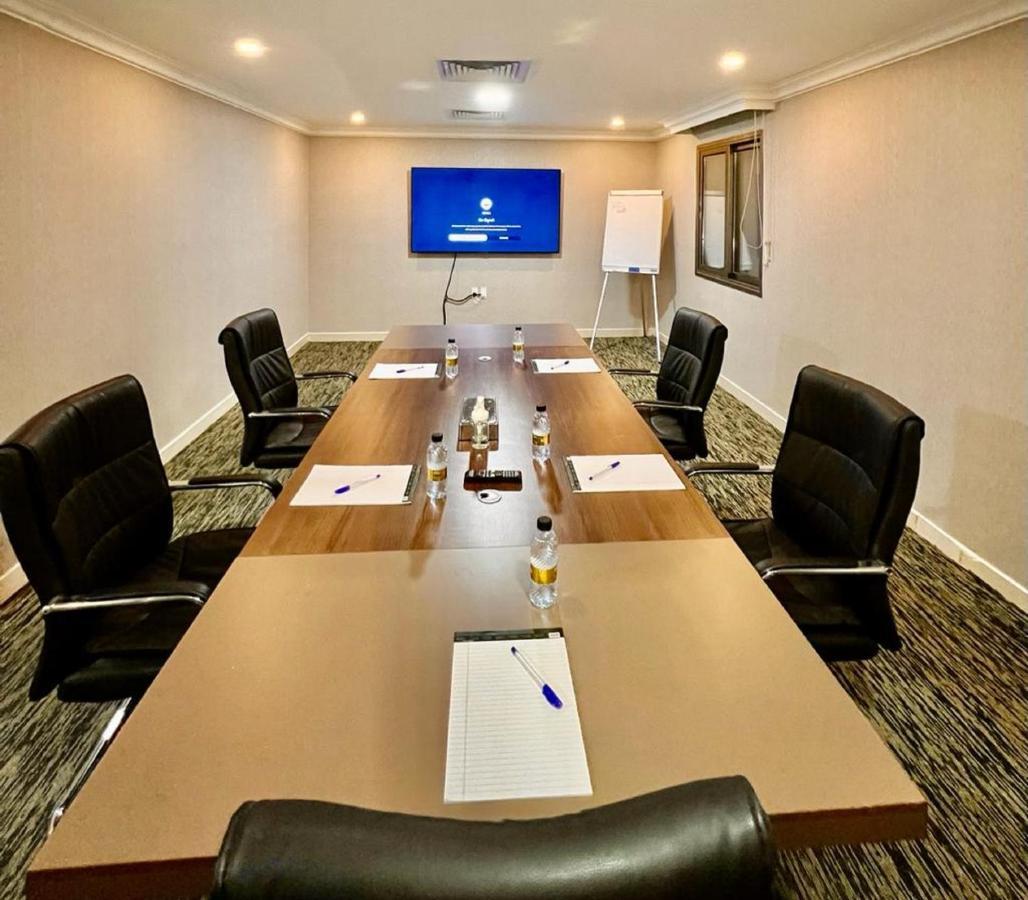 Al Jury Residence Hotel Suites Khobar Exterior foto