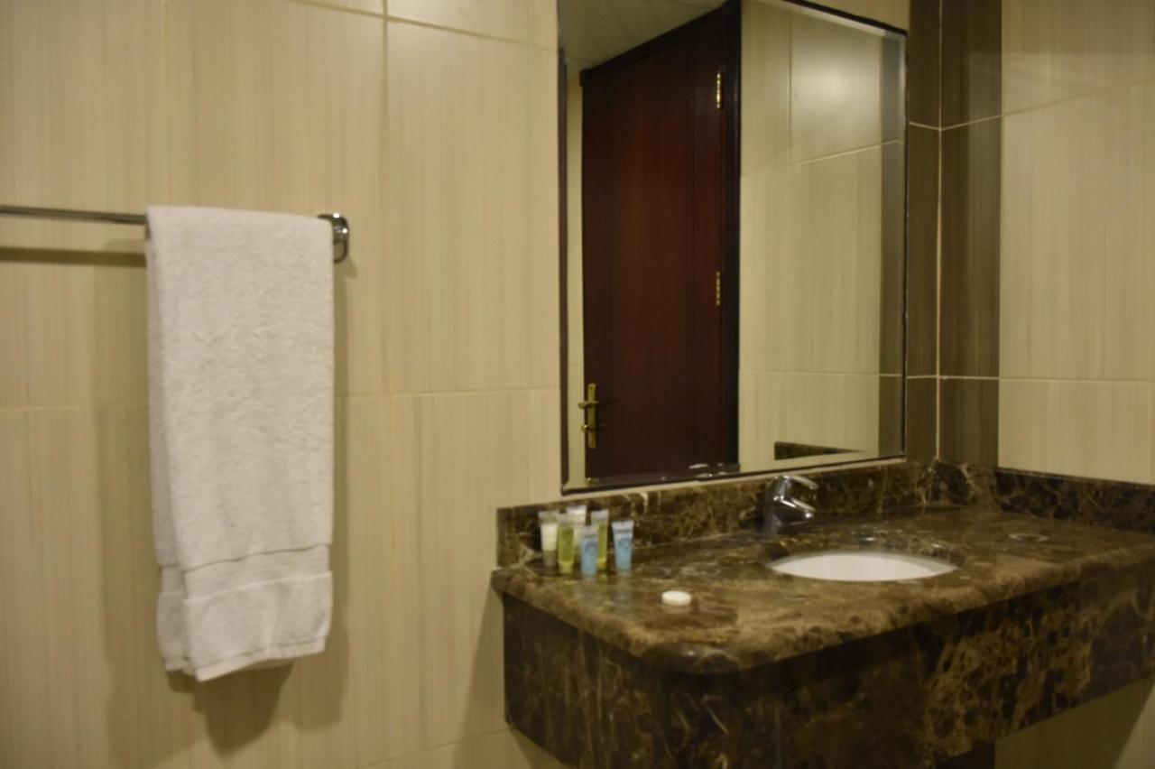 Al Jury Residence Hotel Suites Khobar Exterior foto